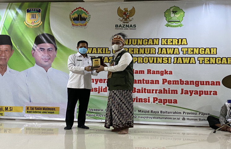 Wagub Jateng Silaturahmi dengan Umat Islam Jayapura