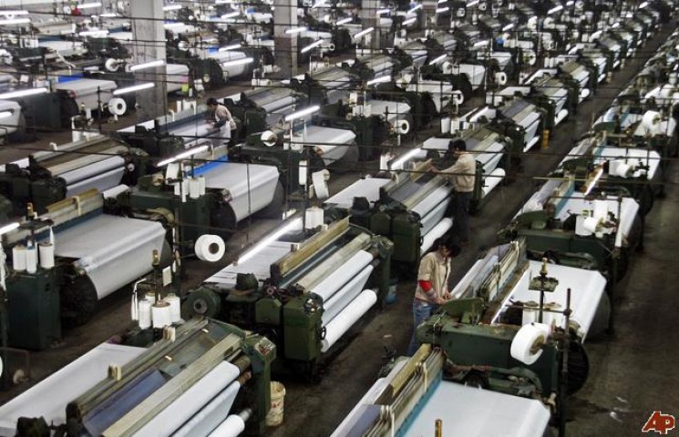 Industri Manufaktur Triwulan IV Tumbuh Negatif 1,22 Persen