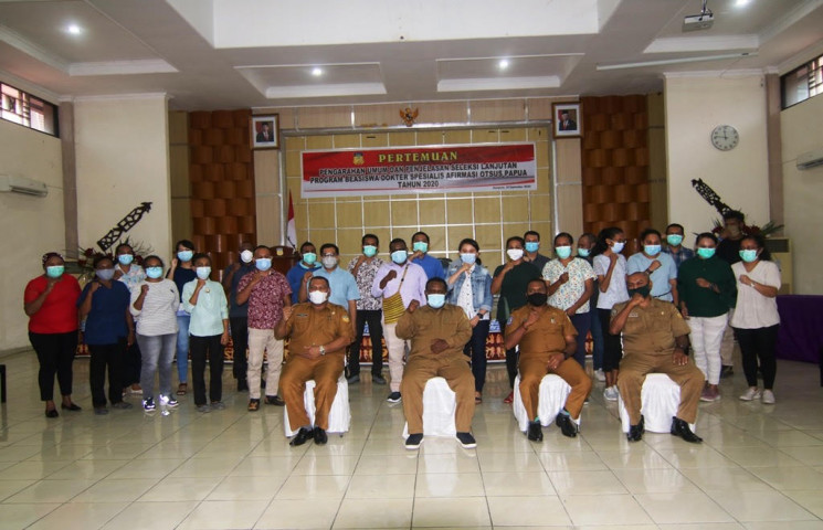 Gubernur Tugaskan BPSDM Fasilitasi 110 Dokter OAP Masuk UI