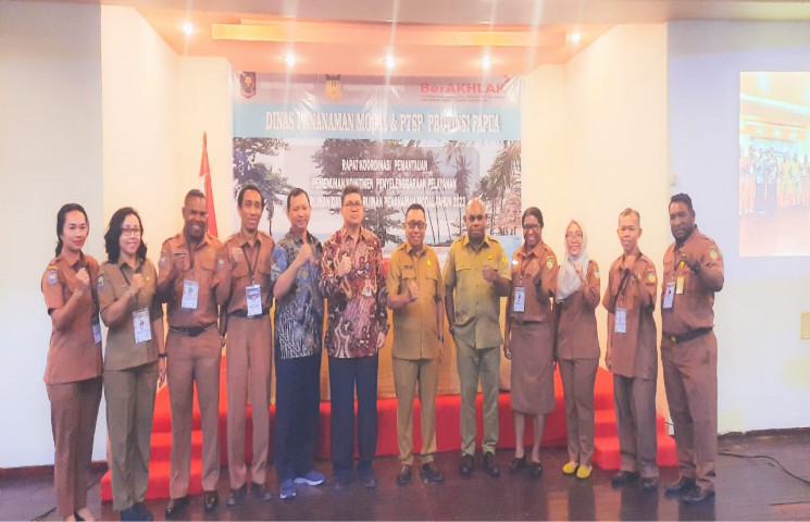 Sekda Biak Buka Rakor Asistensi Penerapan PTSP se Papua