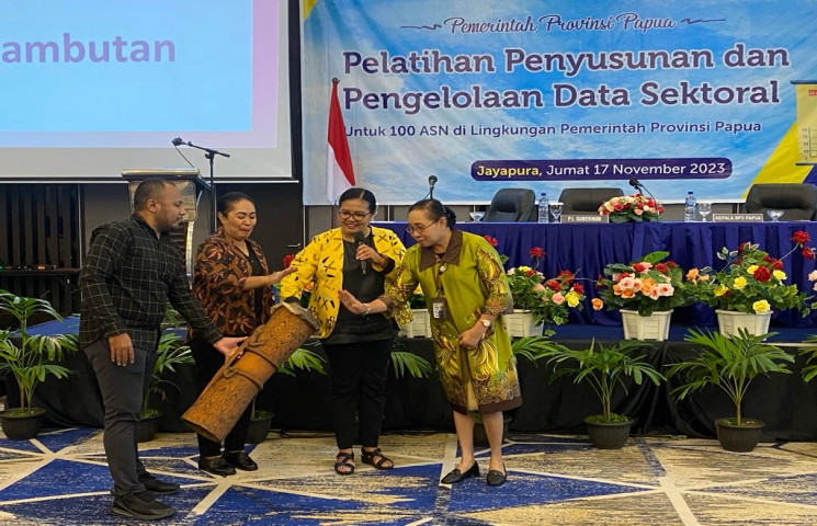100 ASN Pemprov Papua Dilatih Menyusun dan Mengolah Data Statistik 