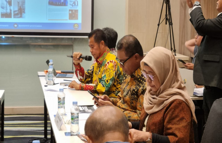 Pj. Gubernur Papua Memimpin Langsung Uji Publik Monitoring Dan Evaluasi Keterbukaan Informasi Tahun 2023