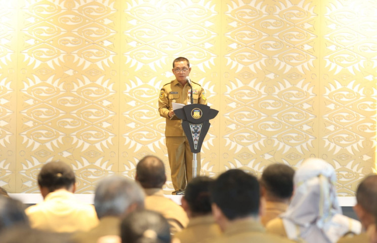 Gubernur Limbong Janji Proses Hukum ASN Terlibat Judol