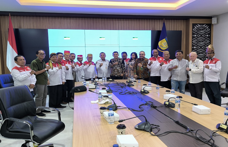 "Perkuat Sinergitas Antar Sesama Bangun Papua", Pj. Gubernur Papua Terima Audiensi Dewan Pengurus FORKOM-LKN Provinsi Papua