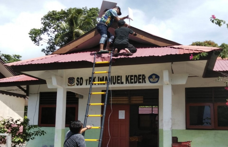 Pemerintah Provinsi Papua Perluas Penetrasi Digital Lewat Pemberian Internet Gratis dan Penyediaan VSAT di Wilayah Terpencil