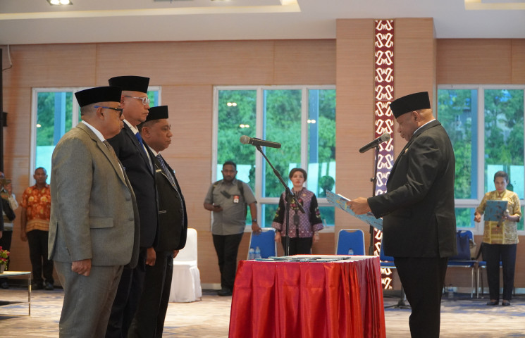 Pemprov Papua Perkuat Konsolidasi Birokrasi Lewat Pelantikan Pj Sekda dan Pejabat Tinggi Pratama