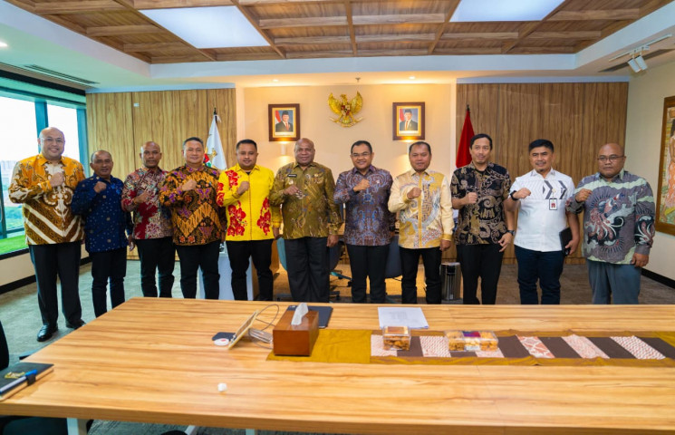 Pemprov Papua Bahas Perluasan Listrik, Mudik Gratis, dan Penguatan Infrastruktur dengan BUMN