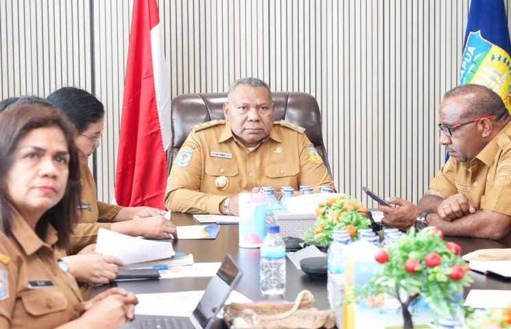 Wagub Papua Hadiri Launching Pendidikan Antikorupsi dan Rakor Pengendalian Inflasi