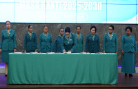 Pj Ketua TP PKK Papua Lantik Ketua TP PKK Kabupaten/Kota