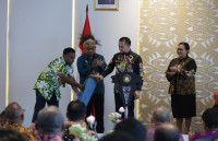 Pj Gubernur Fatoni Buka Rapat Kerja Bidang Pendidikan: Perkuat Sinergi, Wujudkan Pendidikan Papua yang Berkualitas, Inklusif dan Berdaya Saing