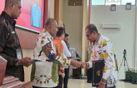 Wagub Papua: Lulusan PKN Tingkat II Wajib Dorong Perubahan Nyata Birokrasi