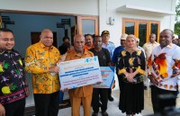 Pemprov Papua Salurkan Bantuan untuk Kelompok Tani Hutan di Sarmi
