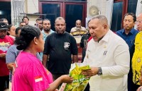 Pemprov Papua Salurkan Bantuan bagi Korban Ledakan Bom di Biak